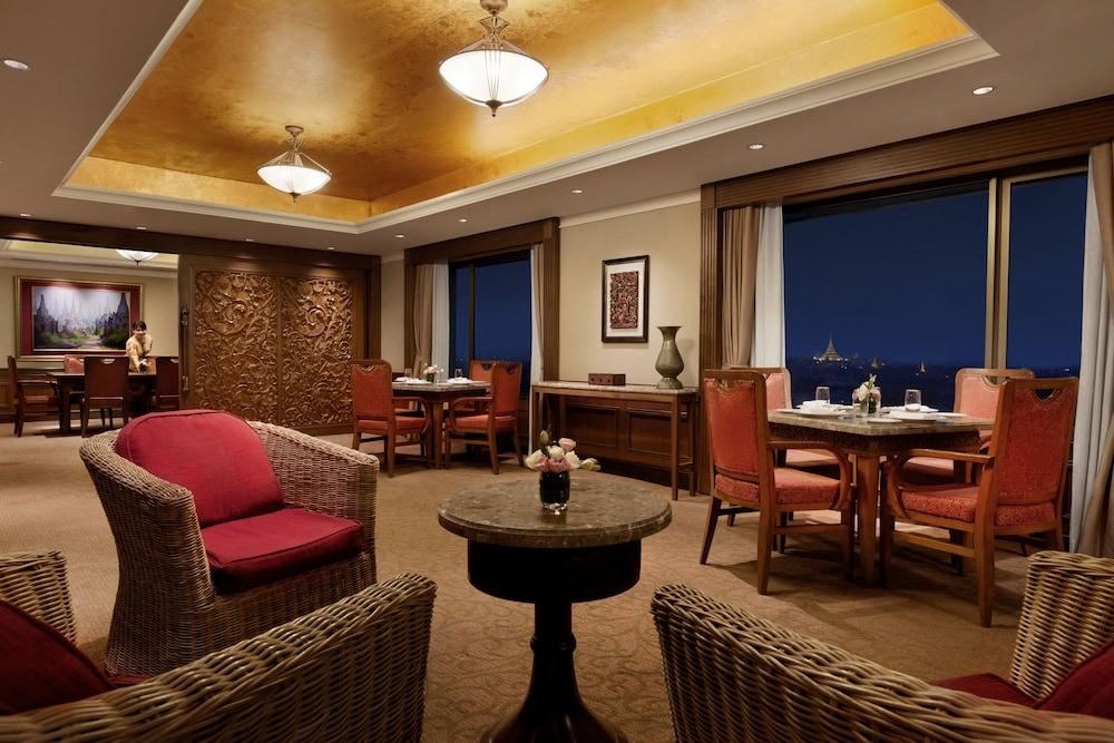 Sule Shangri-La Yangon Esterno foto
