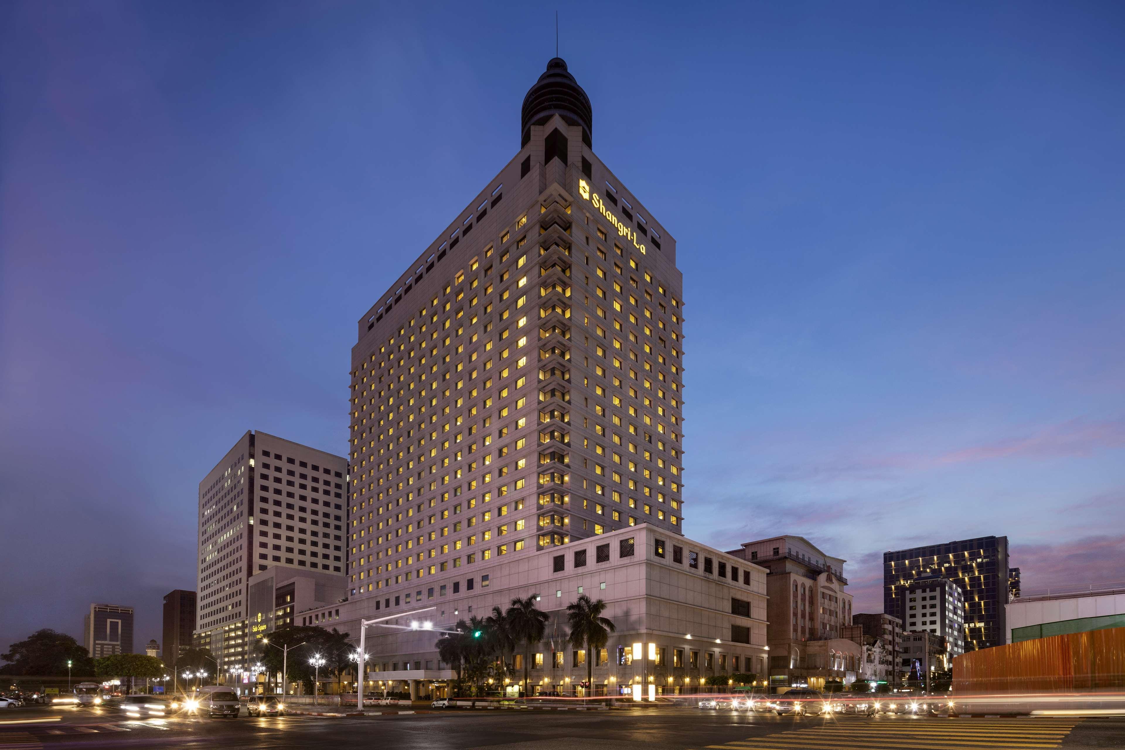 Sule Shangri-La Yangon Esterno foto