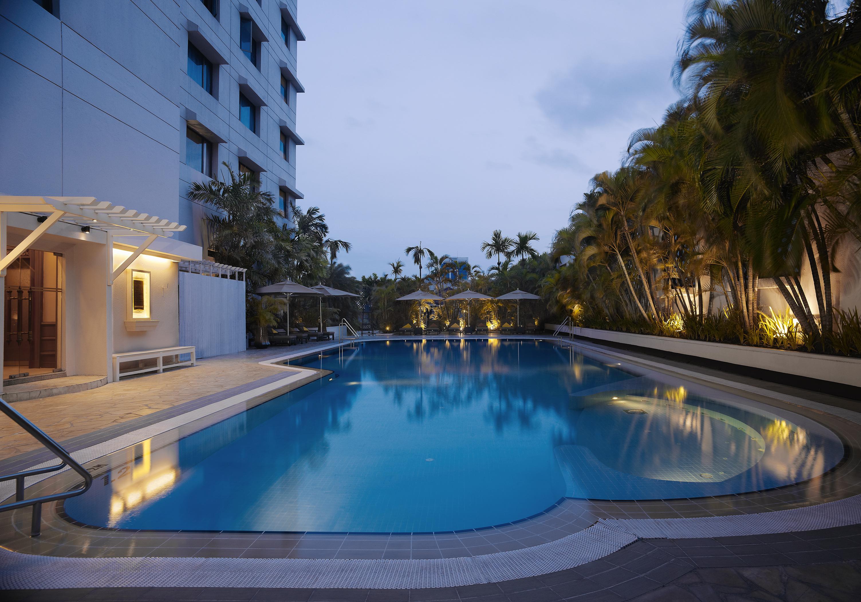 Sule Shangri-La Yangon Esterno foto