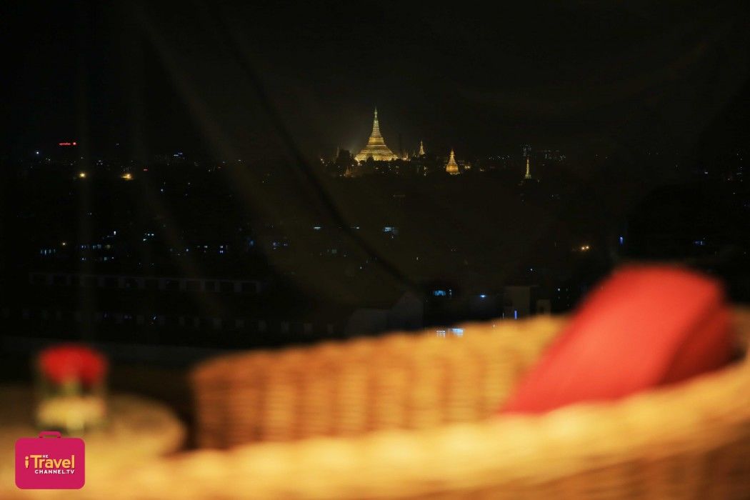 Sule Shangri-La Yangon Esterno foto