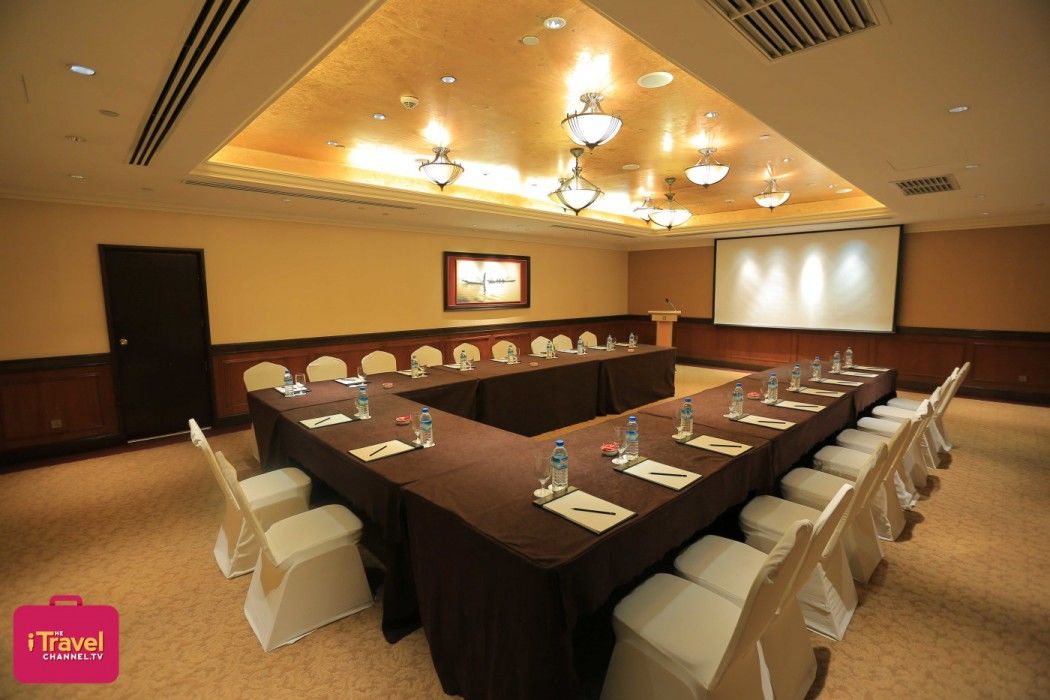 Sule Shangri-La Yangon Esterno foto