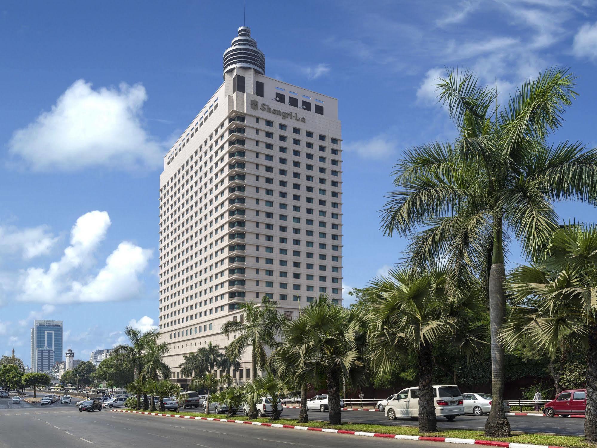 Sule Shangri-La Yangon Esterno foto